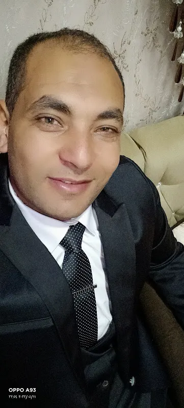 محاسب قانونى محمد عزت عبداللا