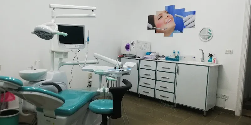 عياده الدكتوره ايه حبيب لطب الاسنان