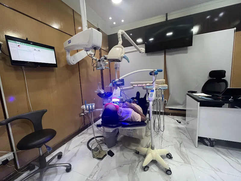 Prof.Dr Mohamed Hamed dental clinic عياده الاستاذ الدكتور محمد حامد للاسنان بالعبور