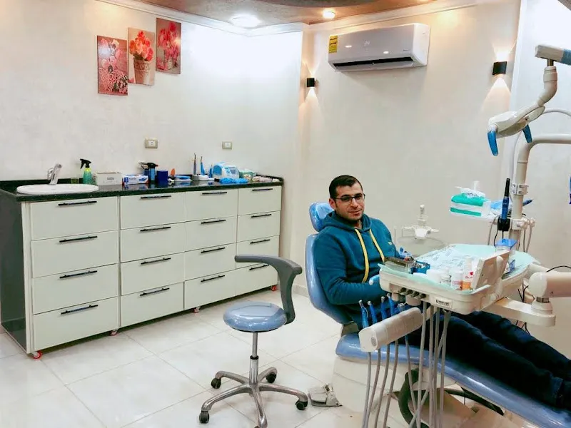 عيادة دكتور محمود حاتم لطب الاسنانM Smile Dental Clinic