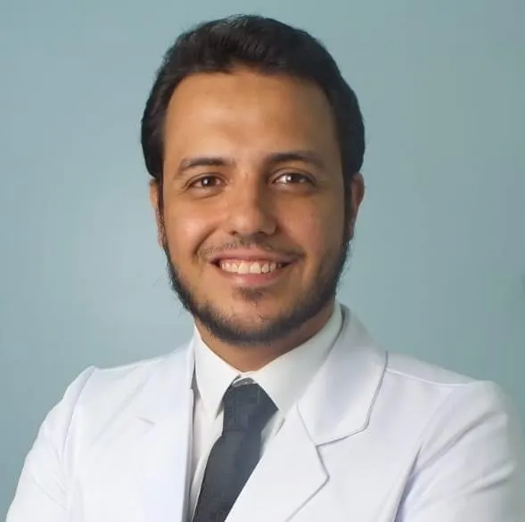عياده د محمد فوزي للاسنان
