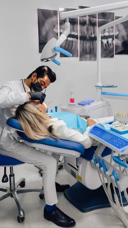 El Dentista - Dr. Tarek Abo El Haggag