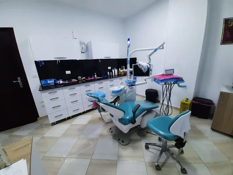 Dental art clinic Dentist Mina Fouad عيادة أسنان طبيب اسنان بالغردقة