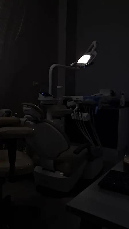 عِيادة الدكتور/ احمد جميل لطب و جراحة الفم وألأسنان infinity dental care