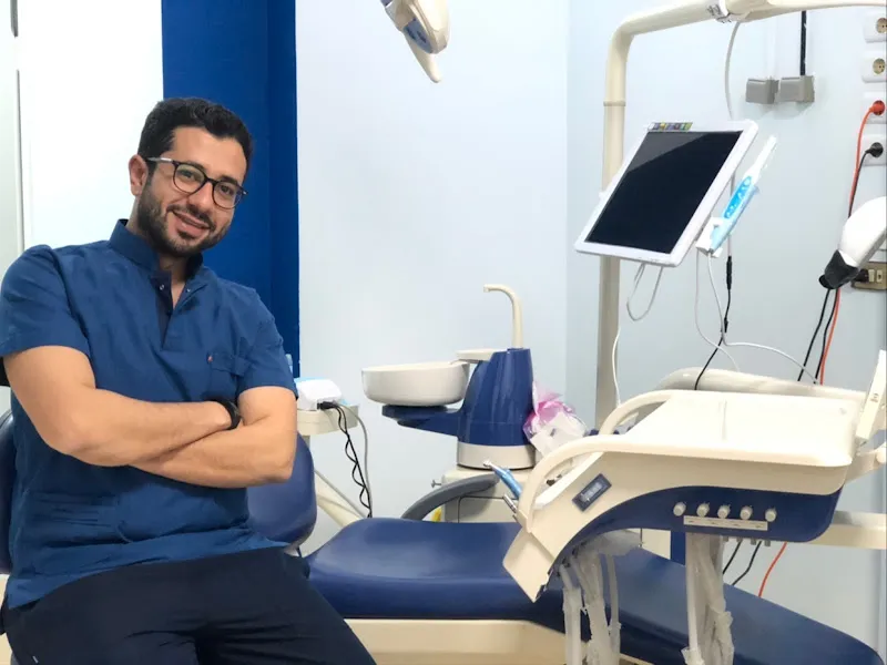 Zoom Dental clinic د. حازم عبدالرحمن
