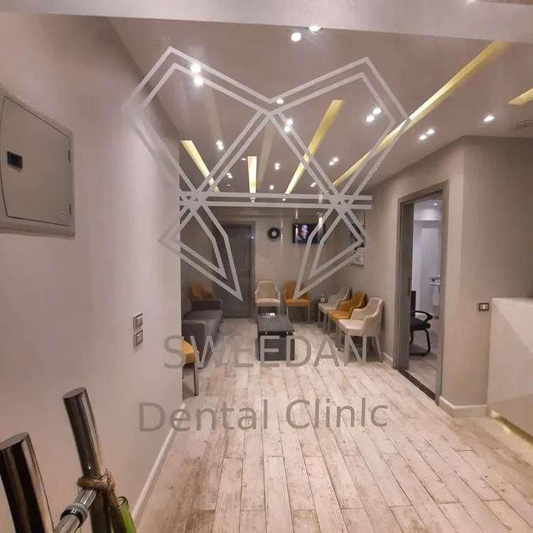Prof Dr Ossama Sweedanأ.د أسامه سويدان استشارى جراحة الفم والوجه والفكين Sweedan Dental Clinic