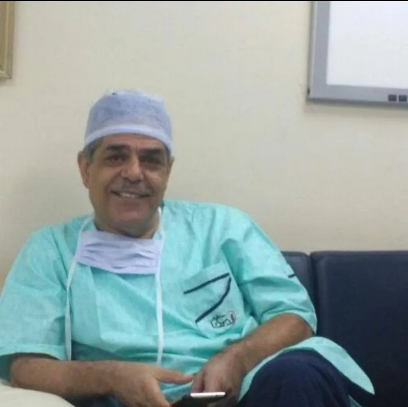 دكتور حازم ابو العيون