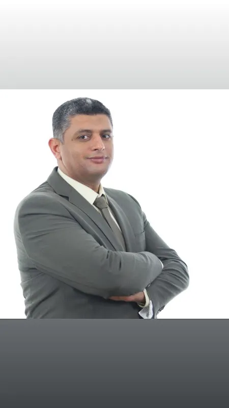 د. عثمان شاكر استشاري الجراحة العامة وجراحة الأورام و جراحة المناظير