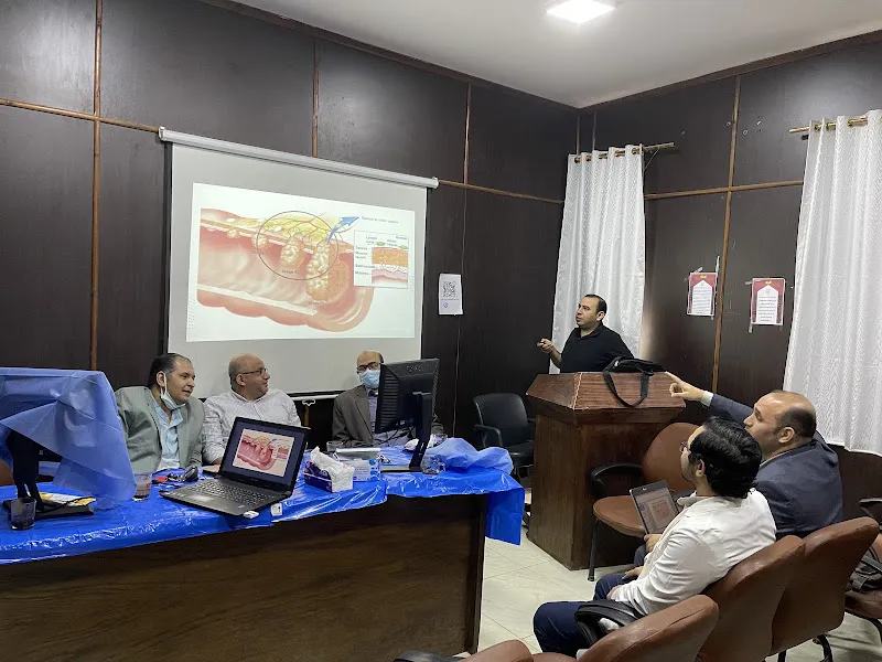 عيادة د.احمدعبدالعليم كبد و جهاز هضمى