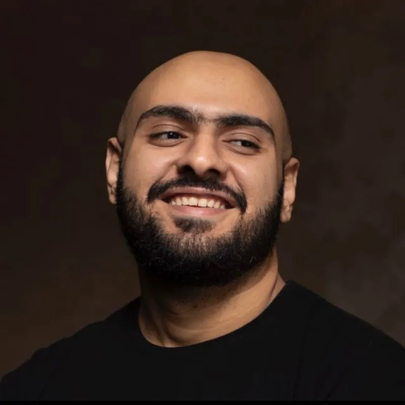 د.محمد إبراهيم النحاس (أخصائي الباطنة العامة و أمراض الكبد و الجهاز الهضمي)