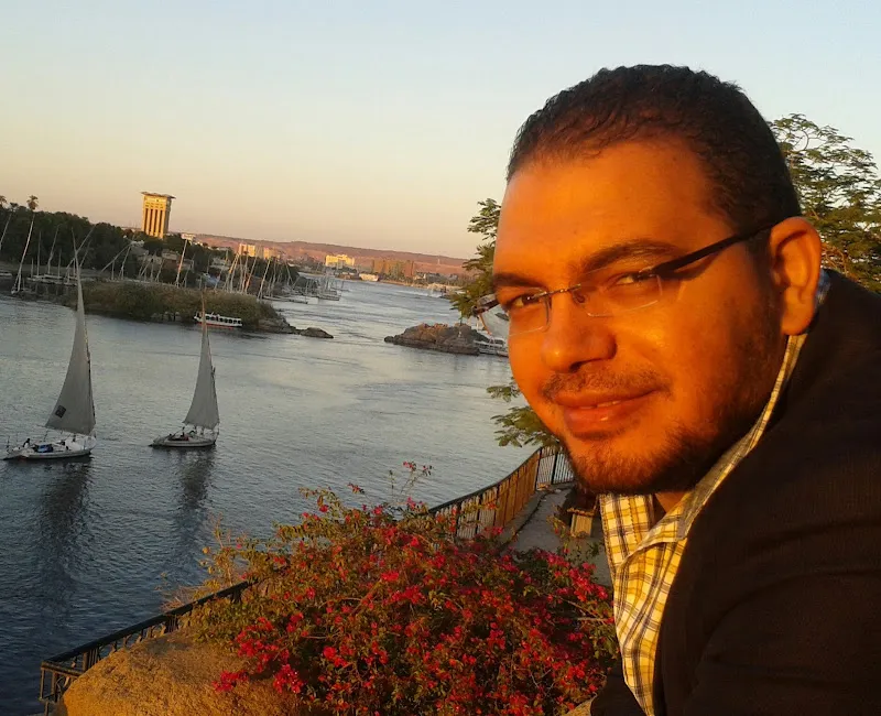 عيادة د/محمد ابراهيم لطفي