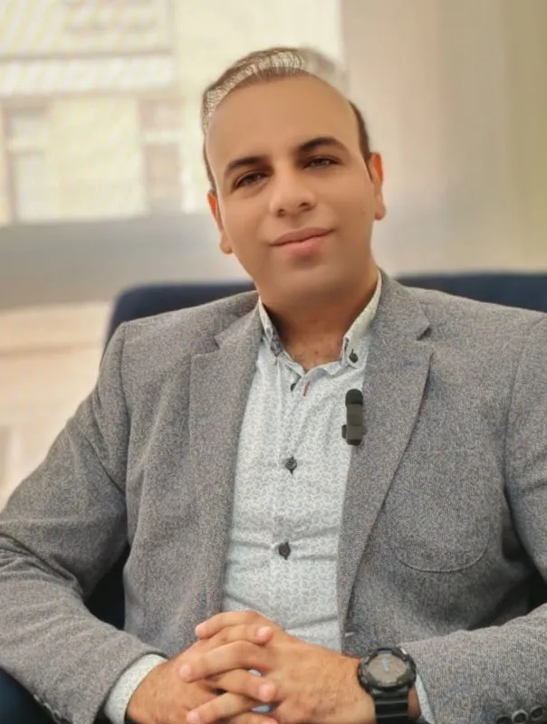 دكتور احمد غنيم إستشارى جراحة العظام والمفاصل