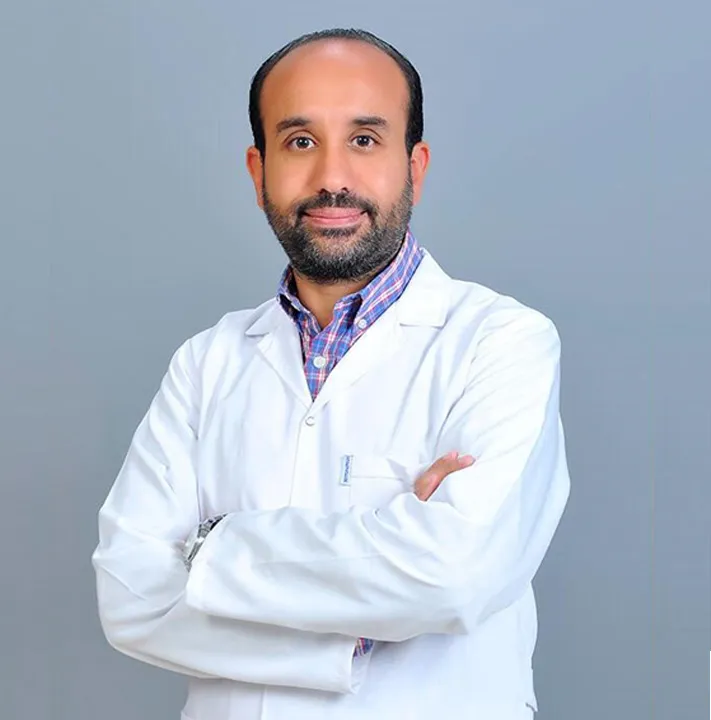 د محمد الجمل استشارى جراحة العظام والمفاصل وإصابات الملاعب