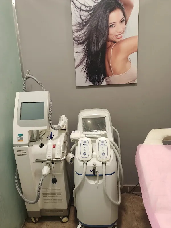 Swan House Clinic - د. هديل جهاد