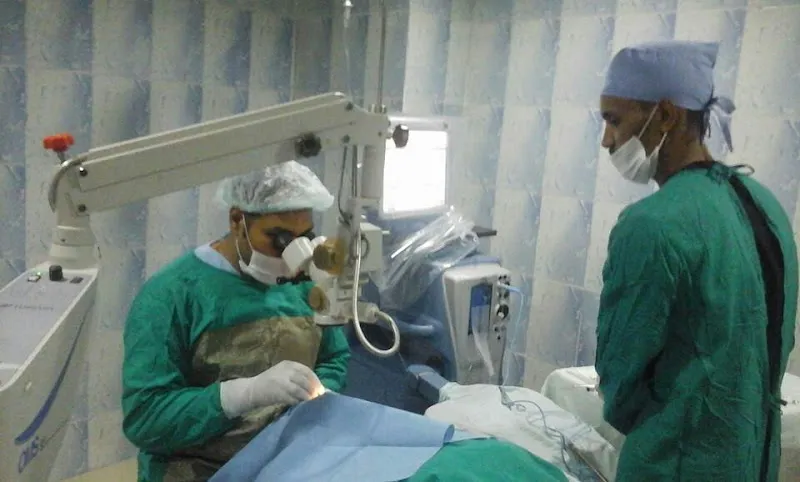 مركز ابصار لجراحات العيون والليزر دكتور زكريا احمد