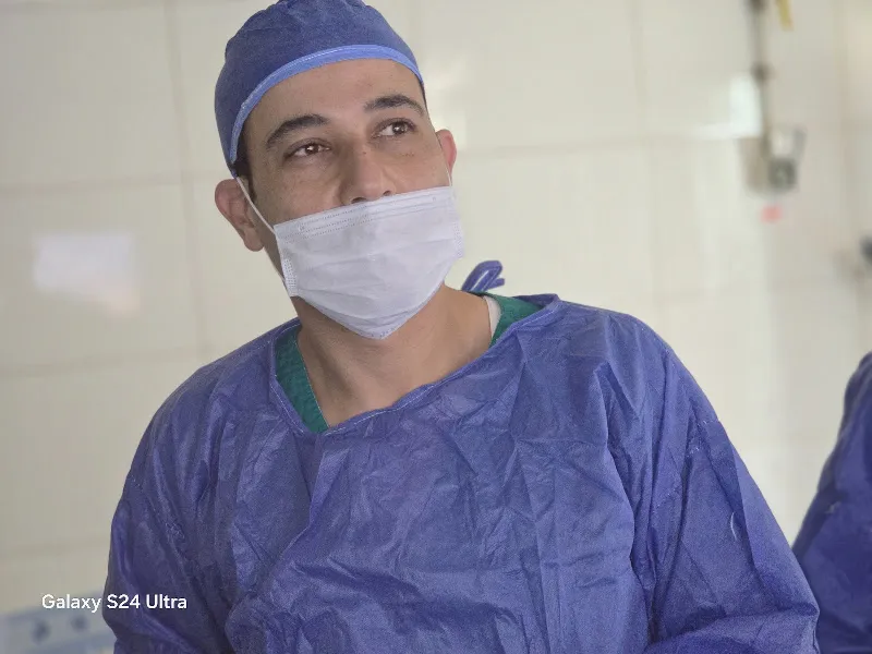 عياده الدكتور أحمد عادل للجراحه العامة وجراحة الأوعية الدمويه والعناية بالقدم السكري