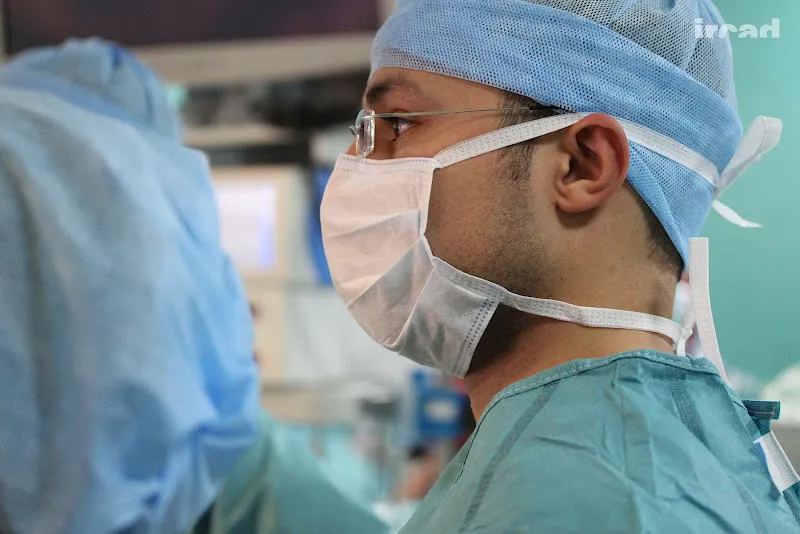 عيادة د محمد بشير معتوق استشاري الجراحة العامة والاورام و التجميل