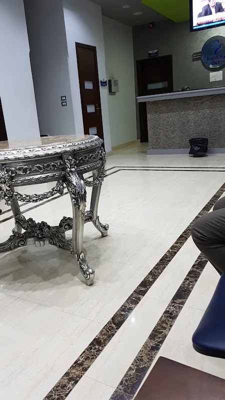 Dr. Amr Abdelbari Clinic - Vascular Surgeon