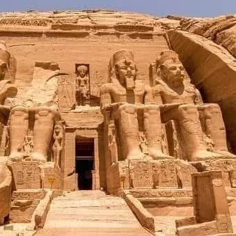عياده دكتور مصطفى حفني