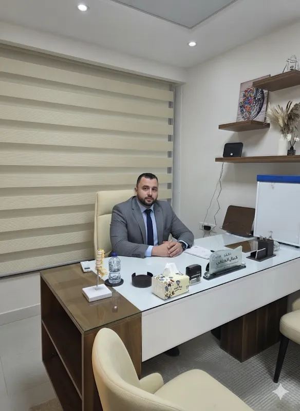 Dr. Kamal Al-Hanafi - Consultant in Neurosurgery and Spine Surgery
