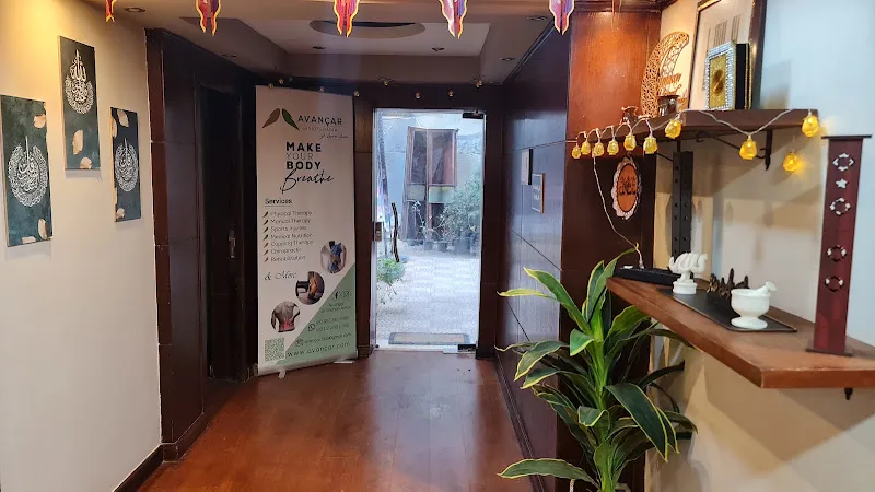 Avancar Clinics