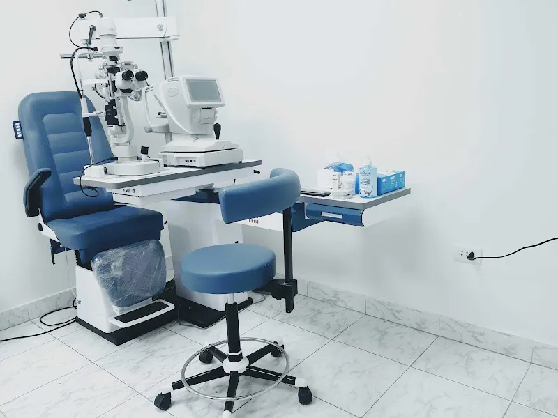 Dr. Rania Nasheed, Consultant in Ophthalmology and Eye Surgery
