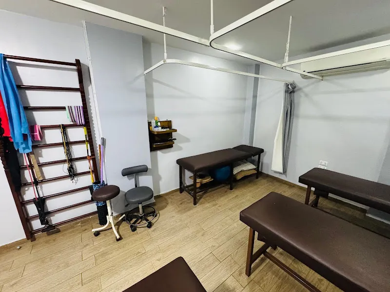 Al Andalus Center د.أسامة حامد - علاج طبيعى