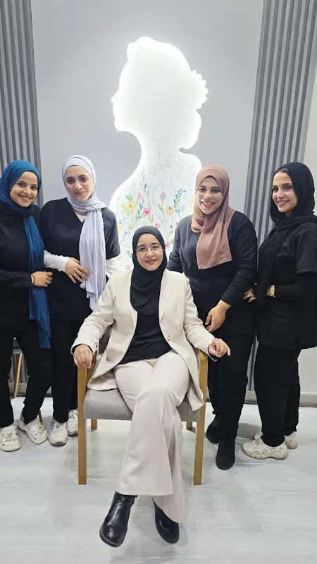 عياده د ساره المدني