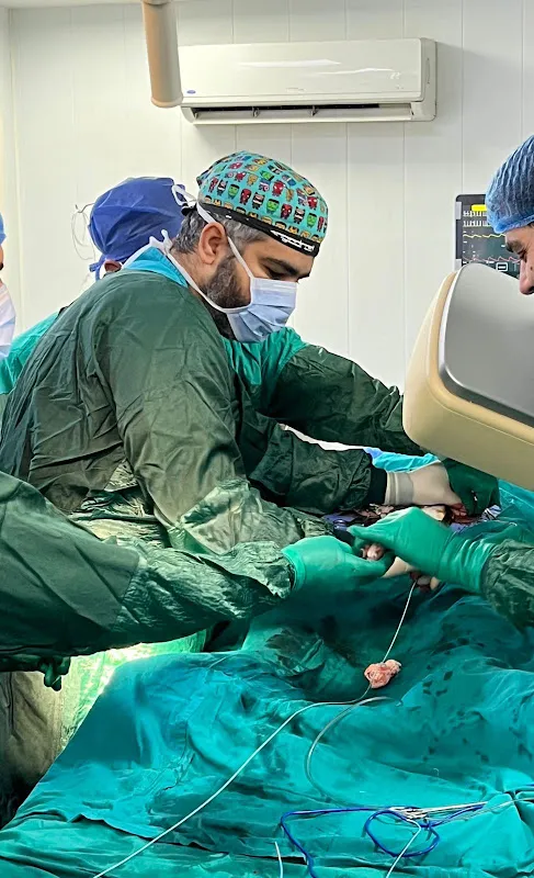 عيادة د / مؤمن مسلم لجراحة الأوعية الدموية والقدم السكرى