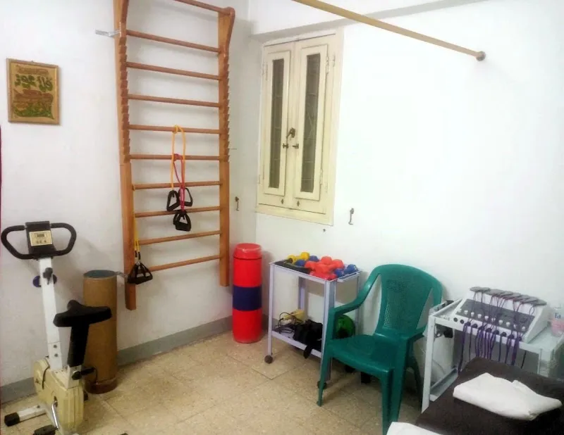 Al Hilal Physiotherapy Center in Quesna. Dr. Mohammed Ammar