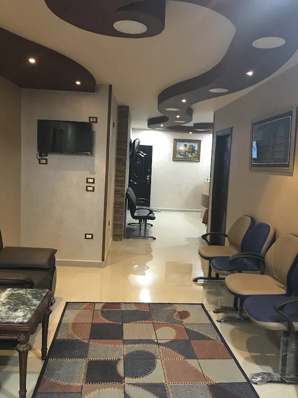 محمد عبدالعال ( أ جراحة القلب و الصدر )
