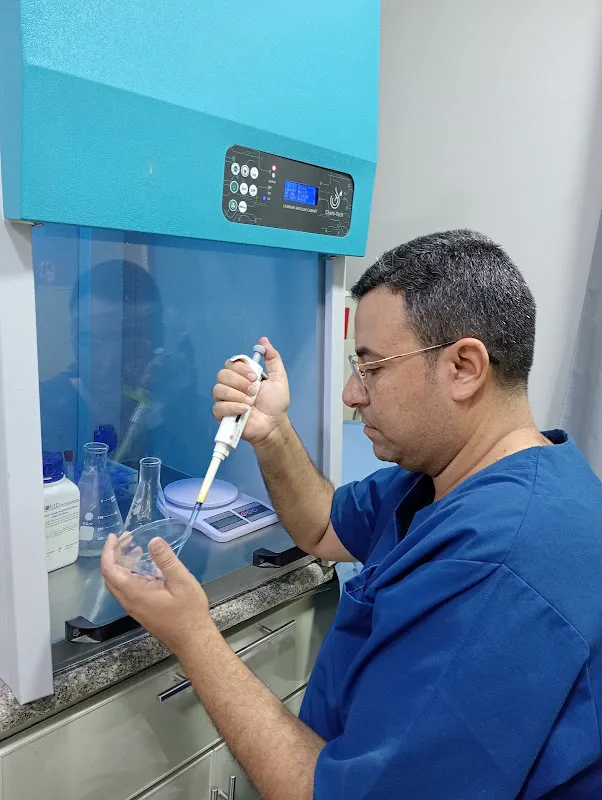 معامل المختبر- - Al Mokhtabar Labs