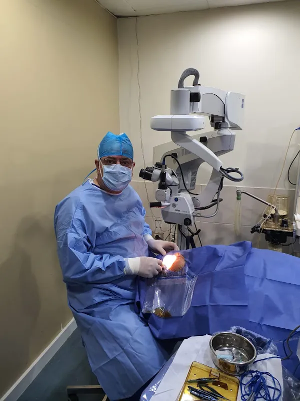 Prof. Dr. Hazem Helmy Ophthalmic Clinic - Consultant in Glaucoma and Optic Nerve Surgery - Giza Branch