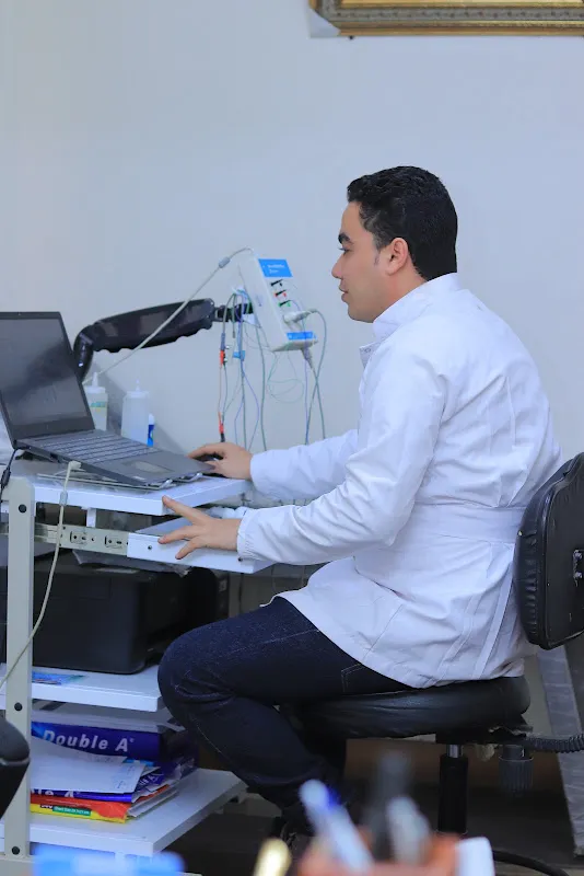 د/مينا فيليب فهيم /جراح المخ والاعصاب والعمود الفقرى مستشفى دمنهور التعليمي