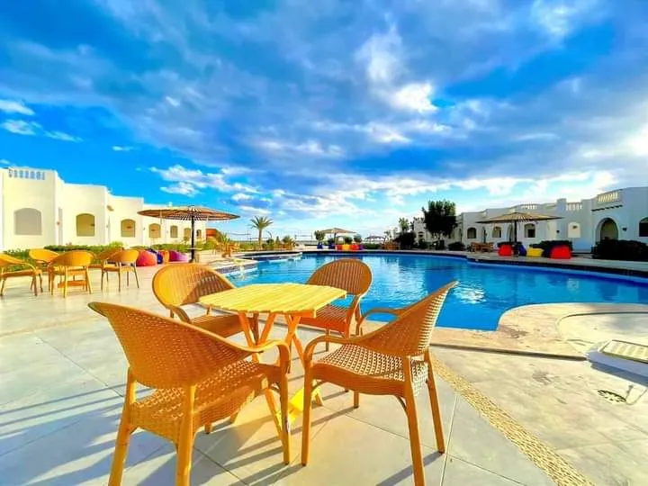 حمزه تورز للسياحه