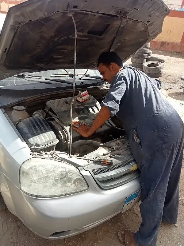 Bader Mechanic Automotive Scientist Sheikh Zayed