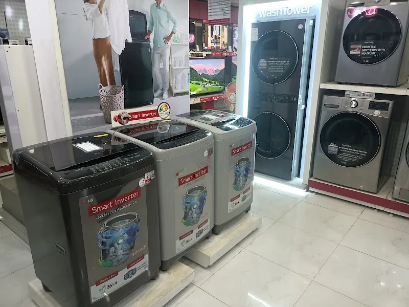 LG Corporation