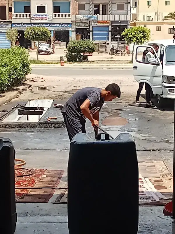 مركز الاصدقاء جميع انواع الزيوت وفلاتر