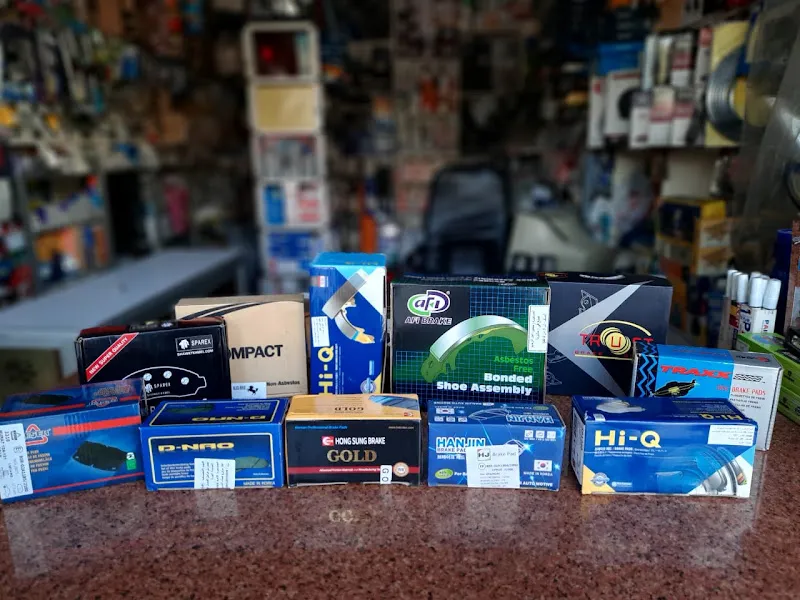 السقا لقطع غيار واكسسوار السيارات
