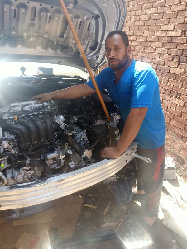 Al-Jaziri Car Maintenance Center (Petrol - Diesel)