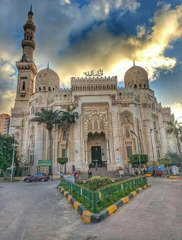 Abu Amr for Hajj and Umrah Apparel and Pilgrim Gifts